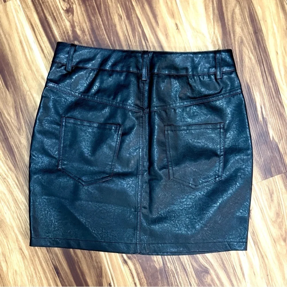New Lioness Mini Skirt - Picture 4 of 6